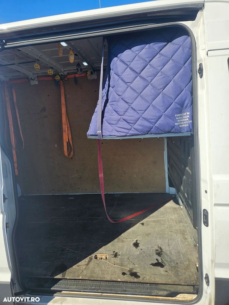 Volkswagen Crafter - 11