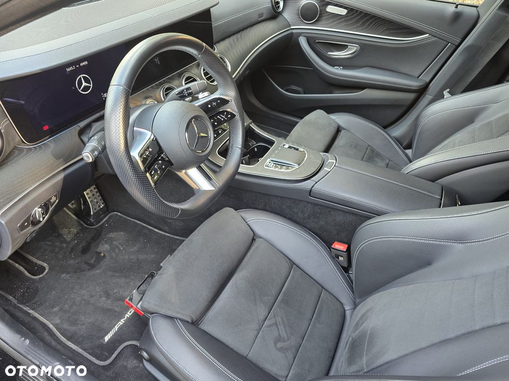 Mercedes-Benz Klasa E 220 d 4-Matic - 6