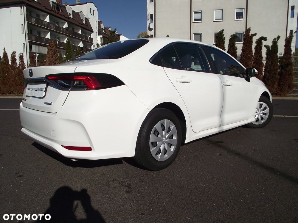 Toyota Corolla 1.8 Hybrid Active - 8