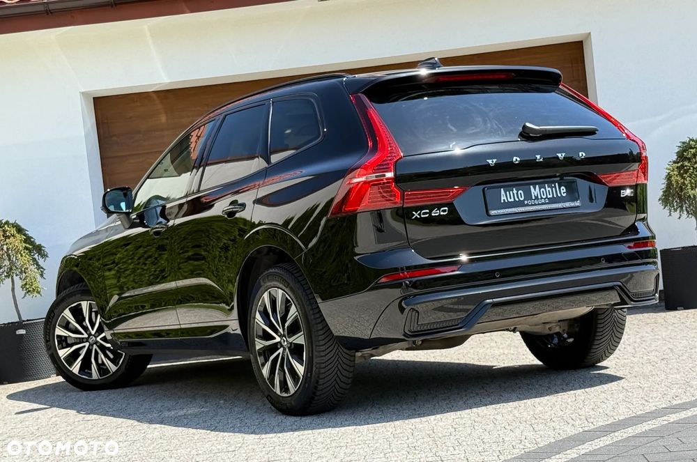 Volvo XC 60 B4 D AWD Plus Dark - 6
