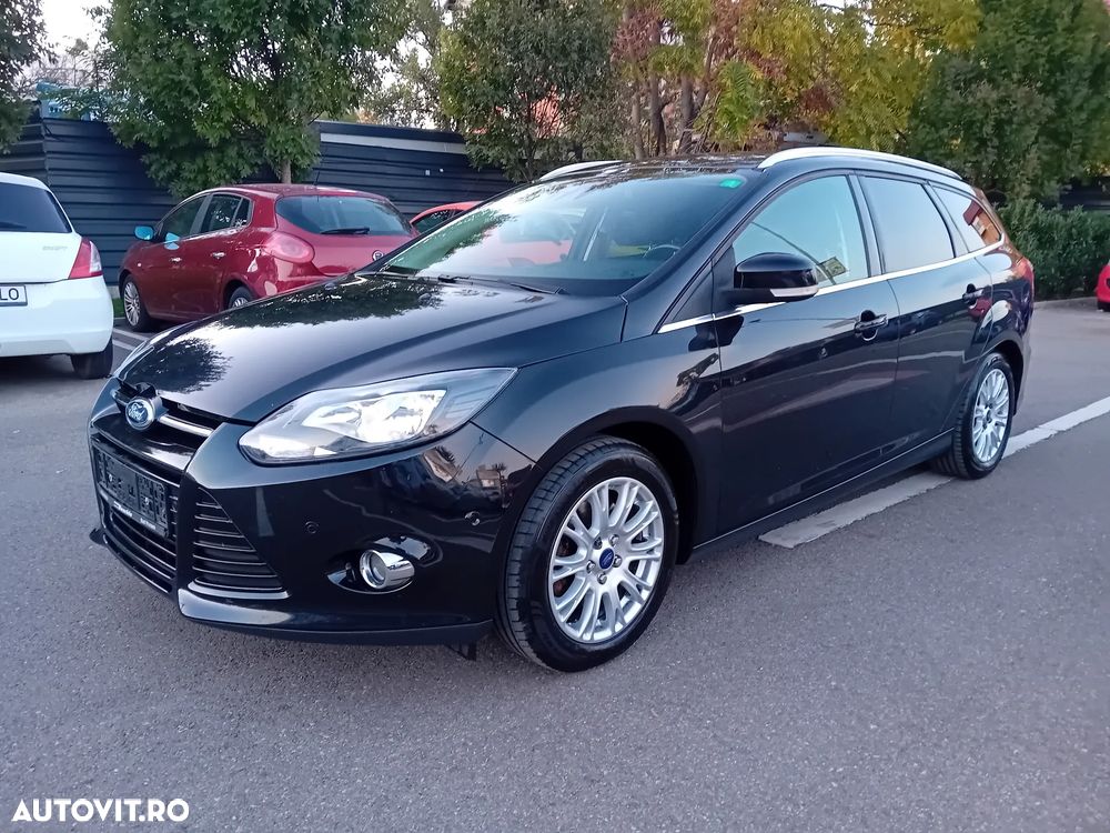 Ford Focus Turnier 1.6 EcoBoost Start-Stopp-System Titanium - 2