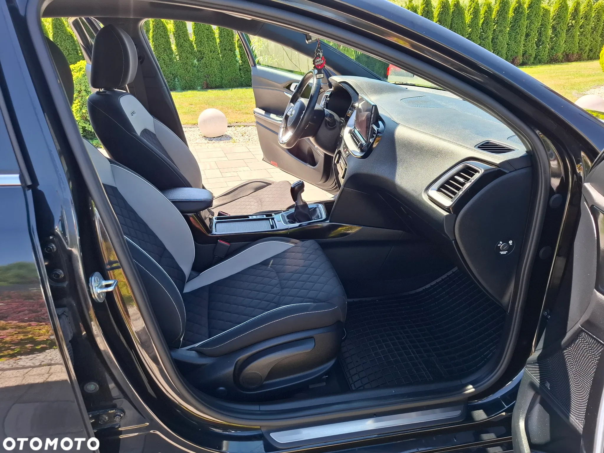 Kia ProCeed 1.5 T-GDI GT Line - 18