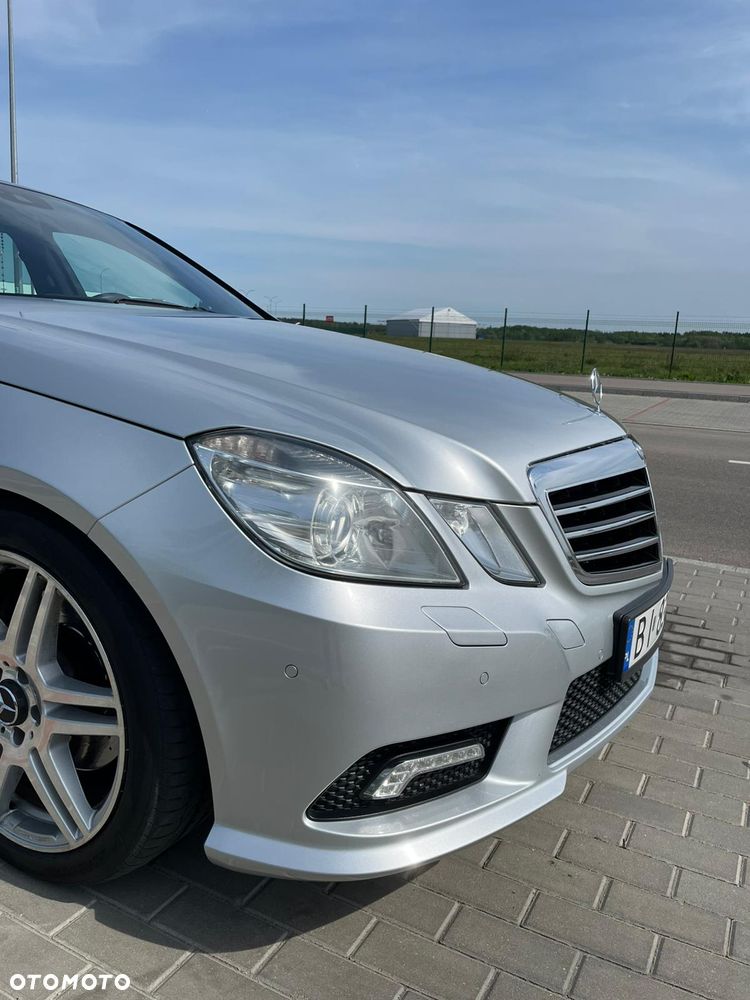 Mercedes-Benz Klasa E 300 CDI DPF BlueEFFICIENCY 7G-TRONIC Avantgarde - 13