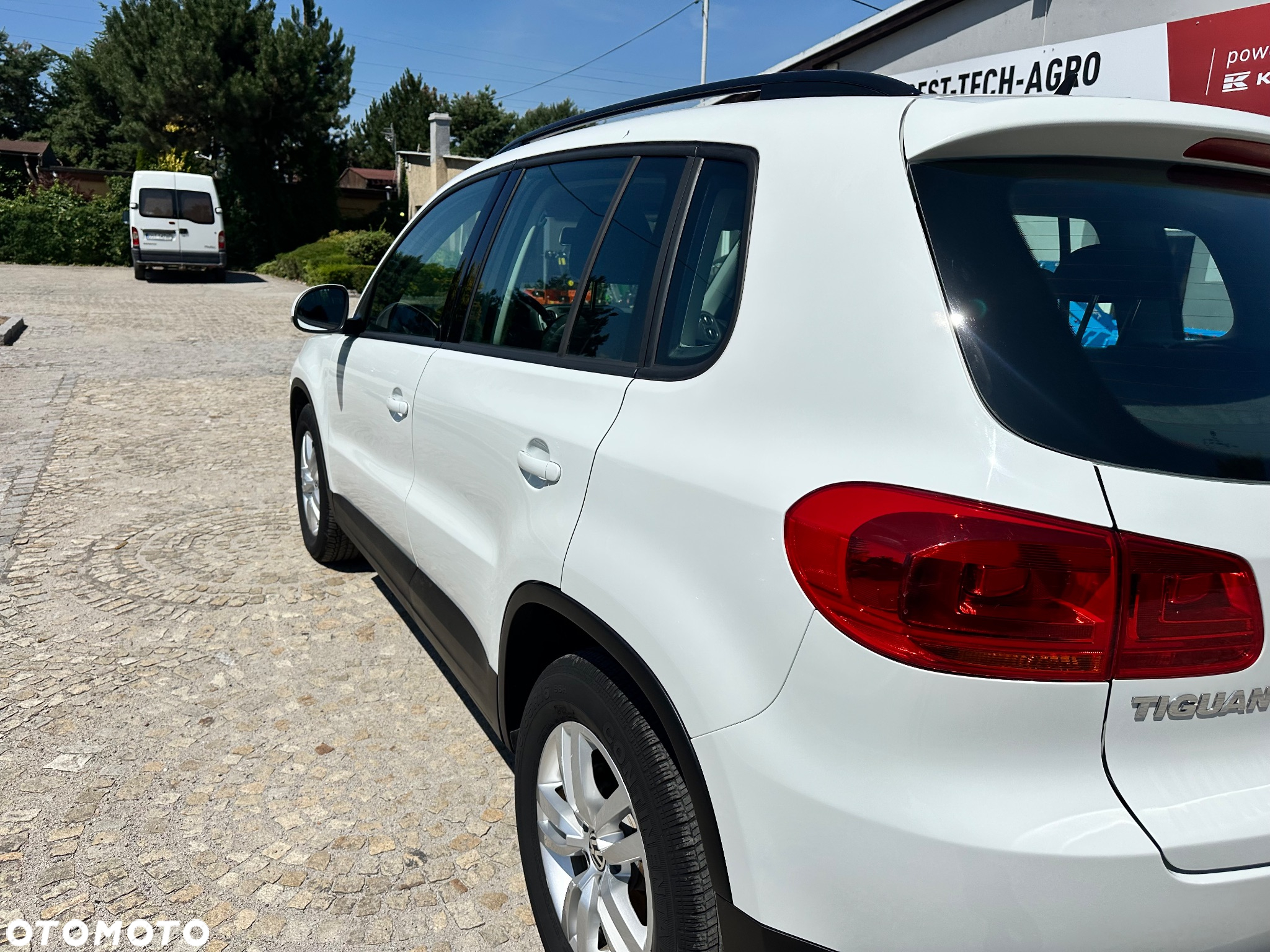 Volkswagen Tiguan 1.4 TSI BlueMotion Technology Trend & Fun - 14