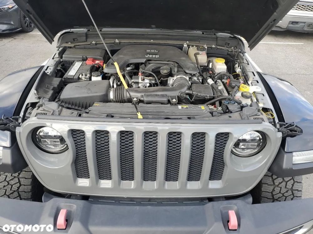 Jeep Wrangler - 11