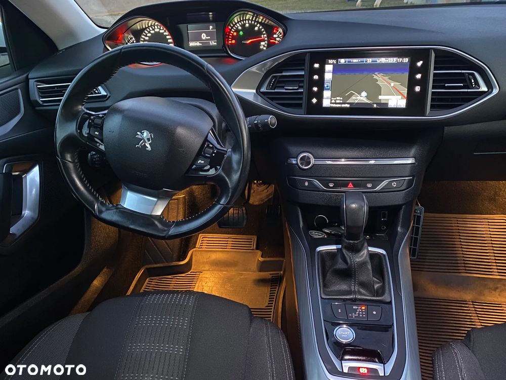 Peugeot 308 BlueHDi FAP 120 EAT6 Stop & Start Allure - 33