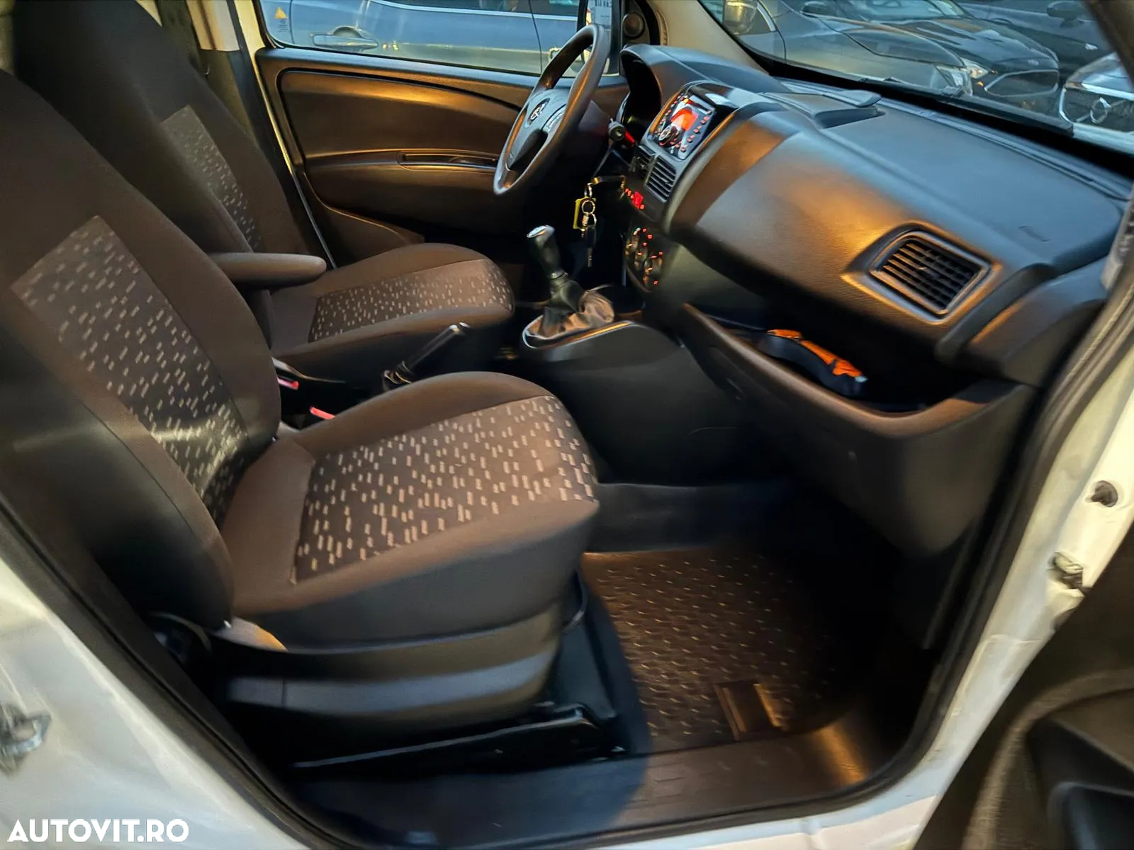 Opel Combo 1.3 CDTI L1H1 Start/Stop CV Combi - 9