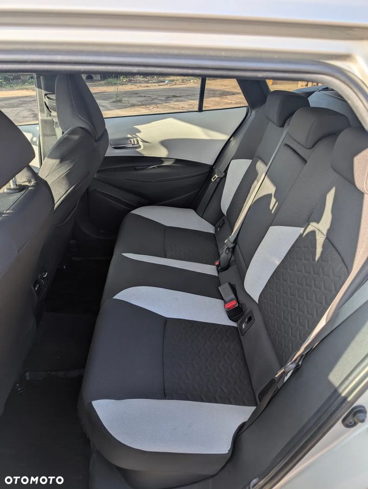 Toyota Corolla 1.8 Hybrid Comfort - 7