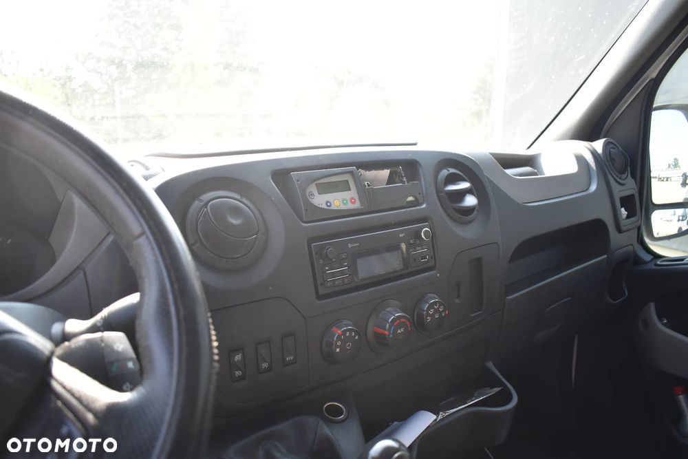 Renault Master - 11