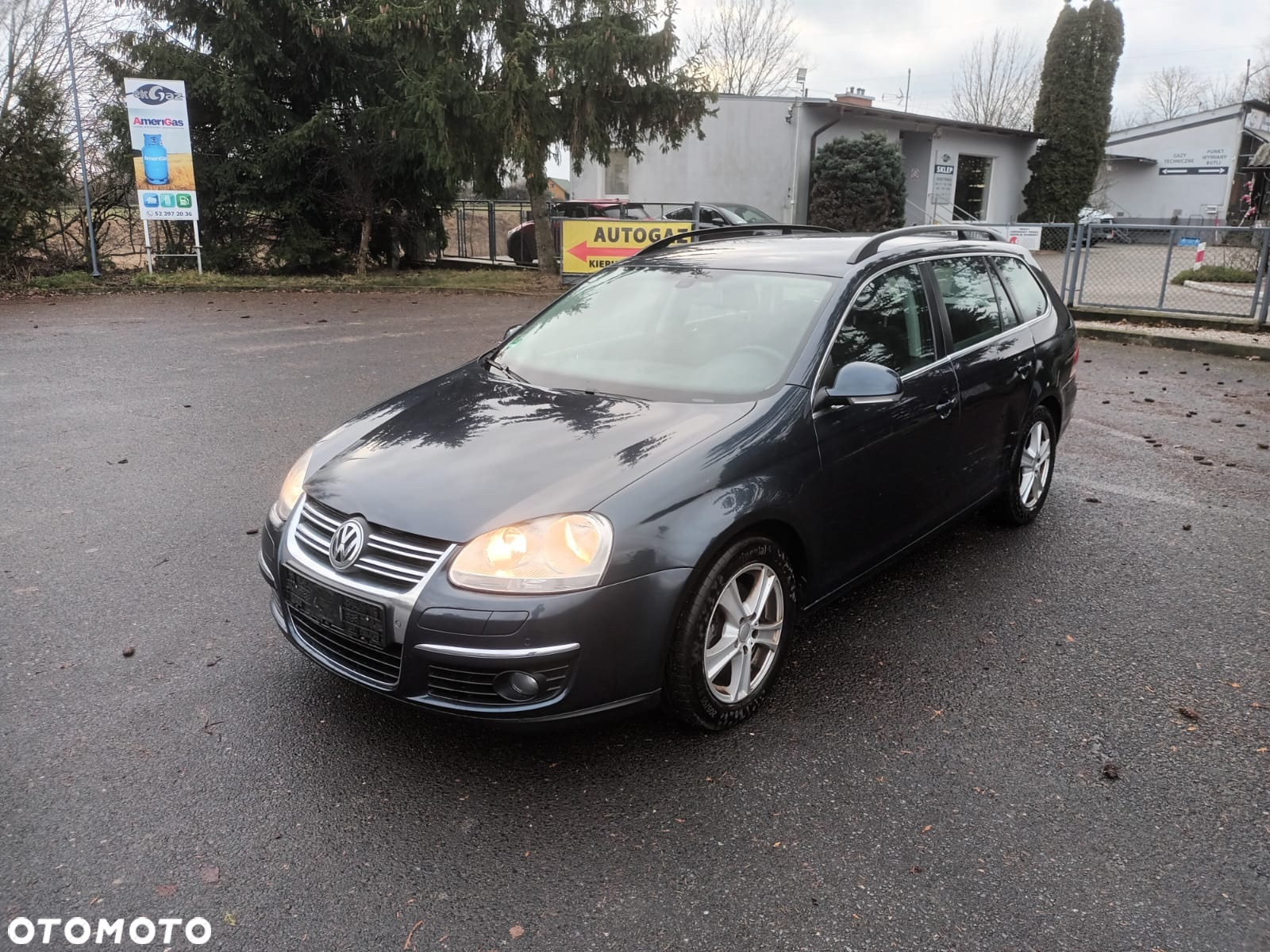 Volkswagen Golf 1.4 TSI Comfortline - 2