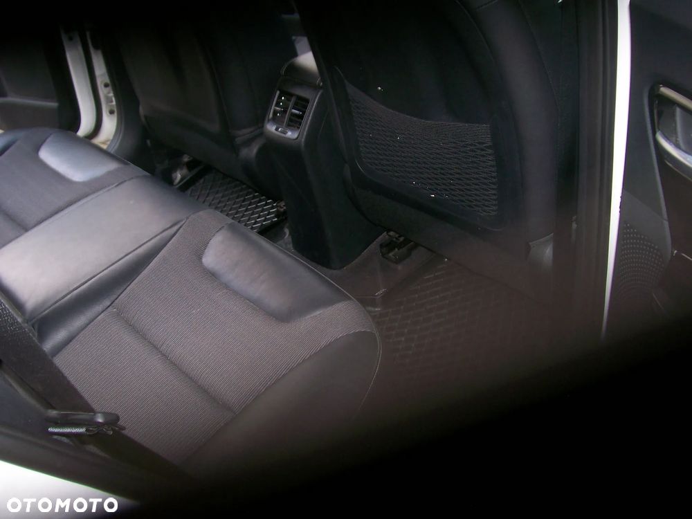 Kia Niro - 10