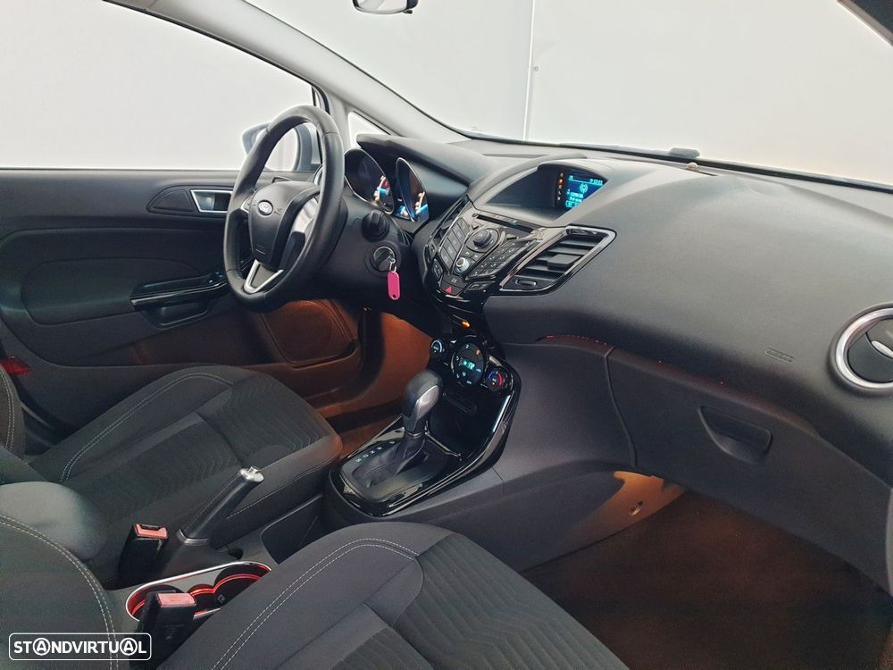 Ford Fiesta 1.0 T EcoBoost Titanium PowerShift - 19