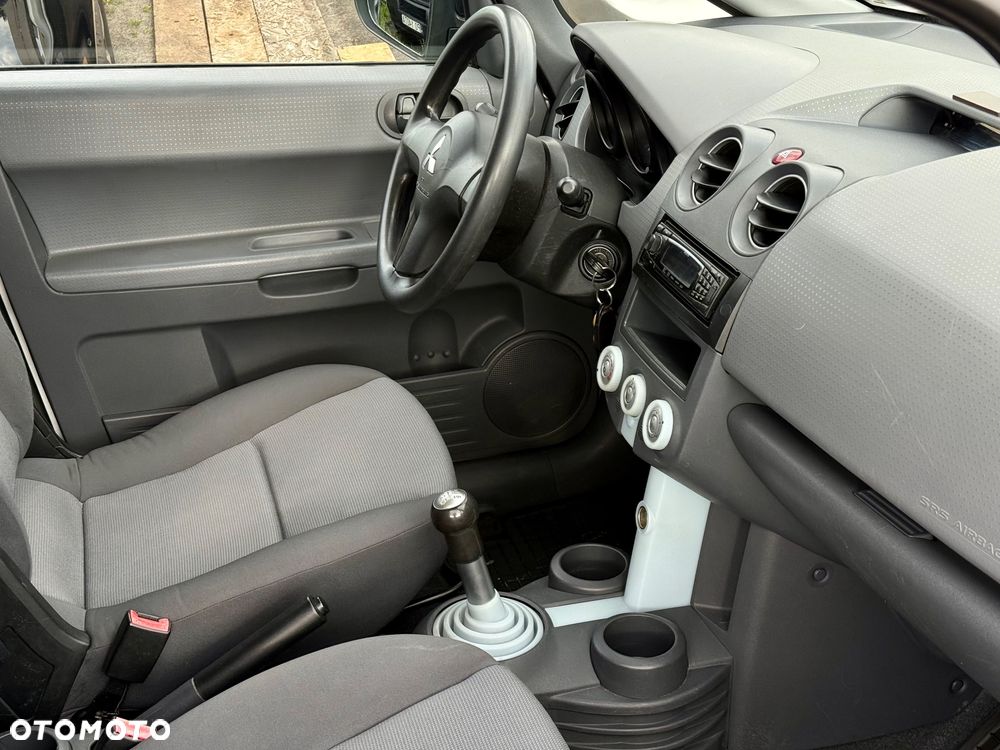 Mitsubishi Colt 1.1 Motion - 9