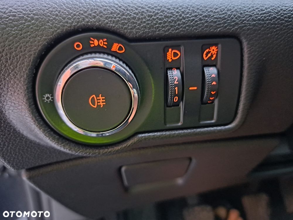 Opel Astra 1.4 T Sport - 14