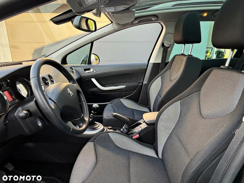 Peugeot 308 HDi FAP 150 Business Line Niveau 2 - 14