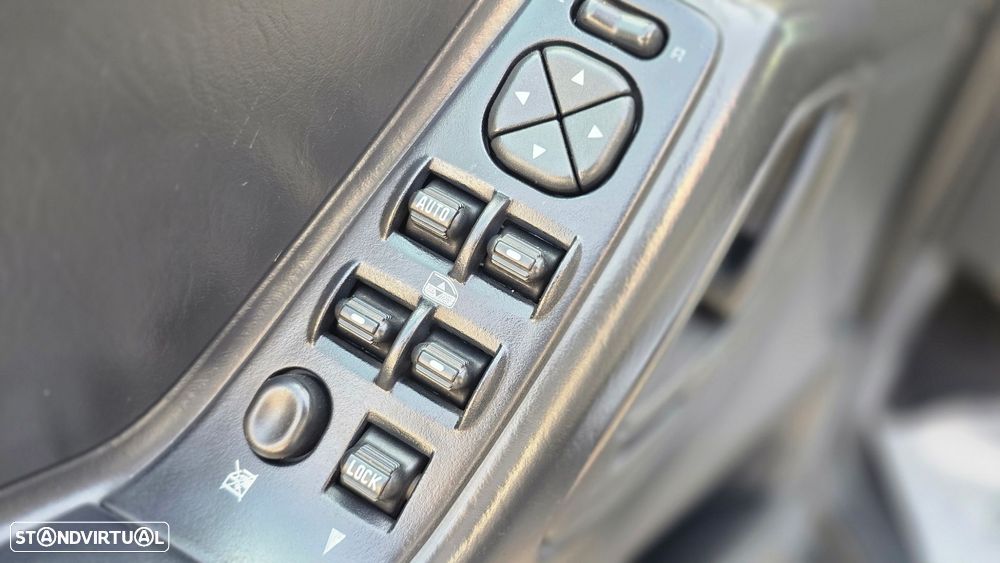 Jeep Grand Cherokee 2.7 CRD Laredo - 11