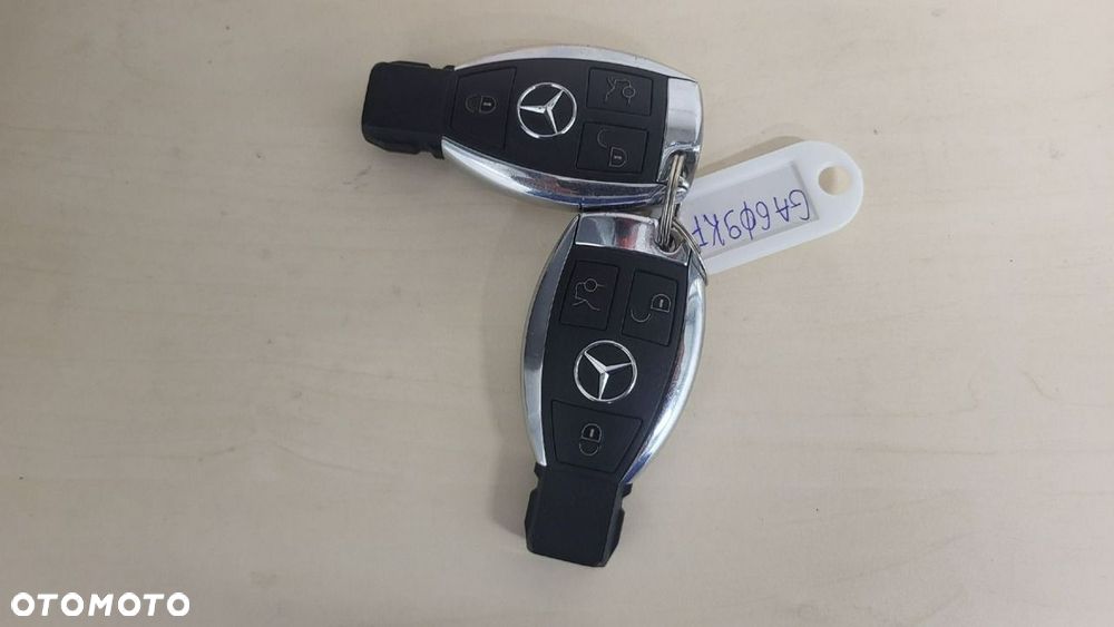 Mercedes-Benz GLC - 30