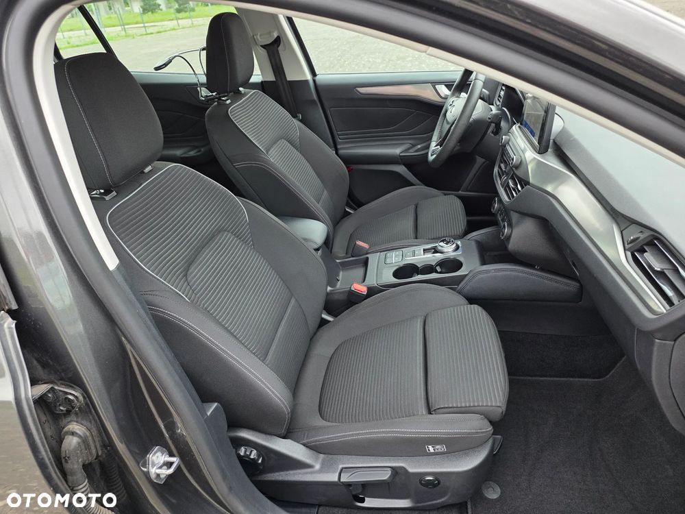 Ford Focus 1.5 EcoBlue Start-Stopp-System TITANIUM STYLE - 15