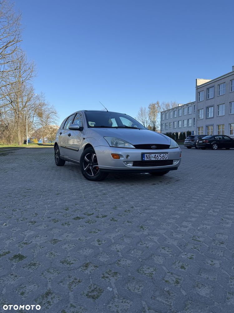 Ford Focus - 1