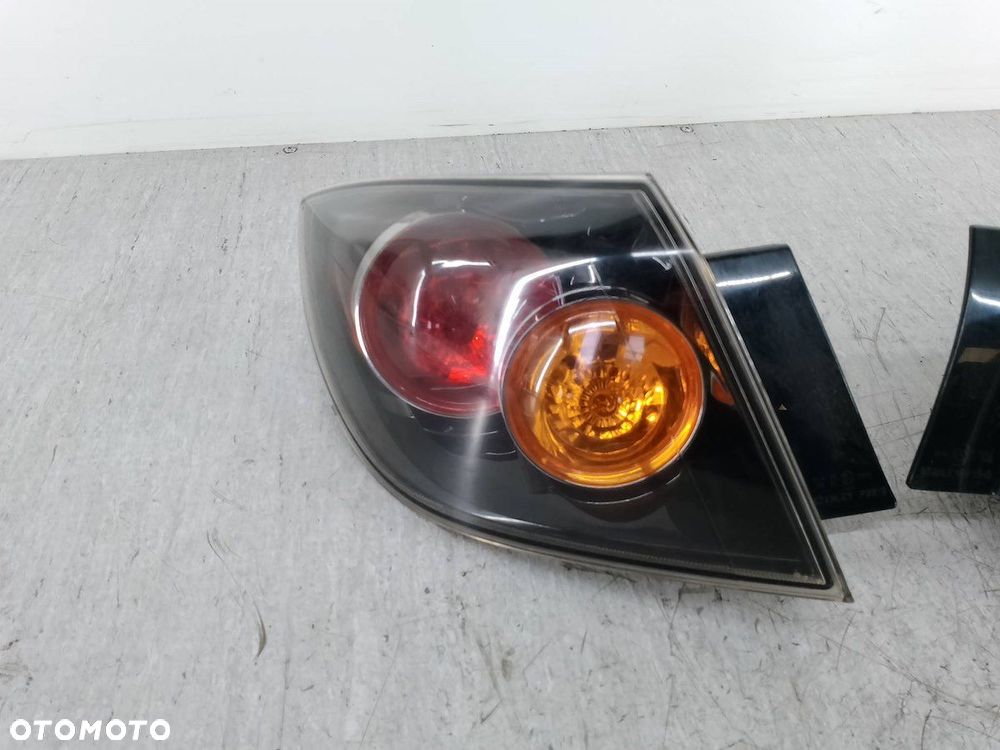 LAMPY TYŁ KOMPLET MAZDA 3 ( 03-09 ) P2912 HATCHBACK - 12