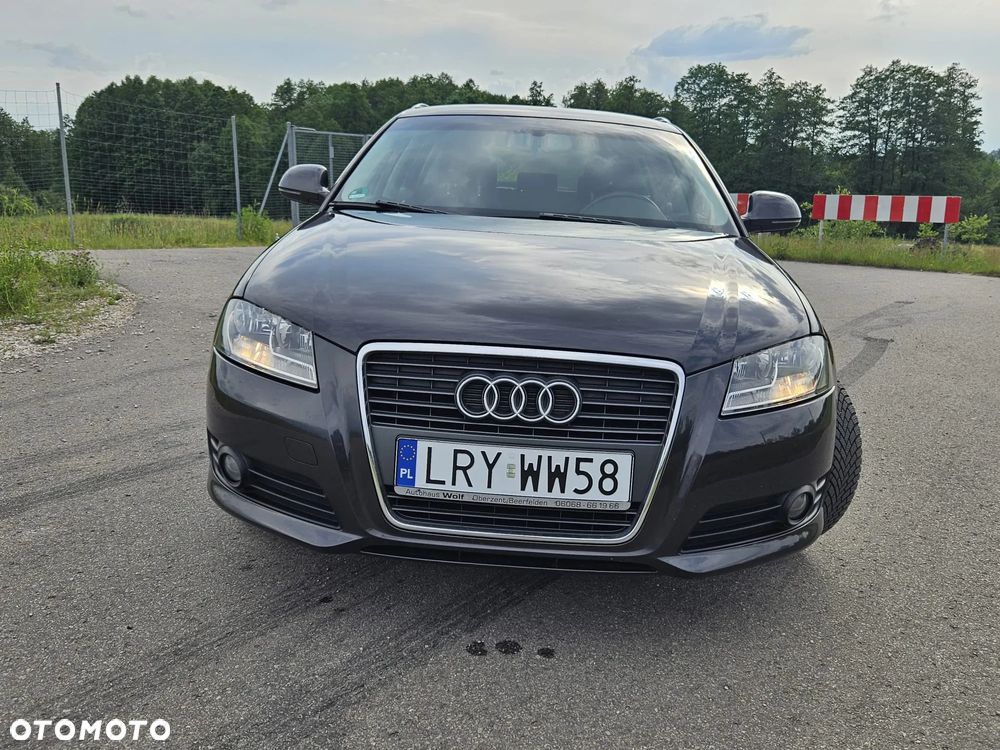 Audi A3 Sportback 1.8 TFSI Attraction - 8