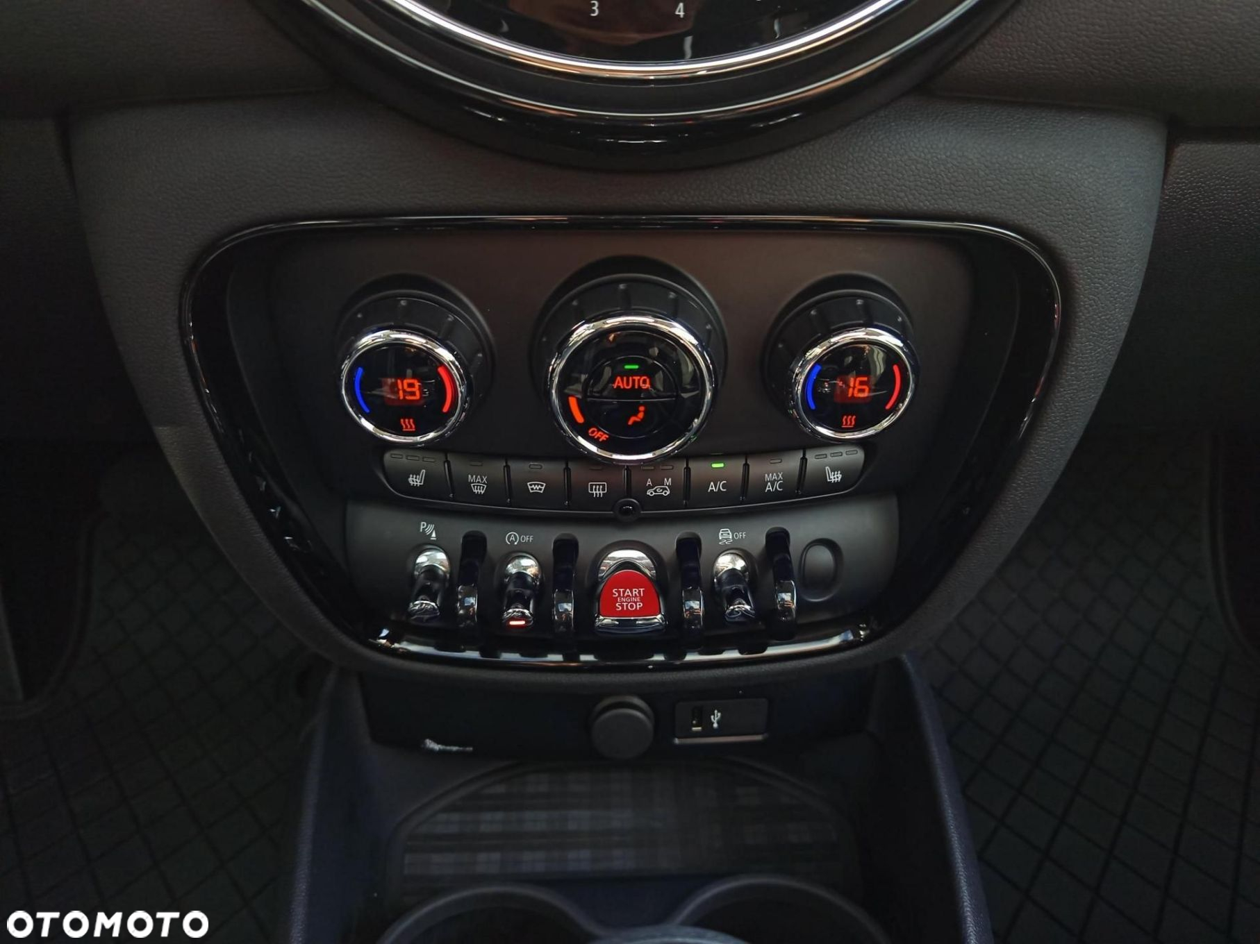MINI Clubman - 17
