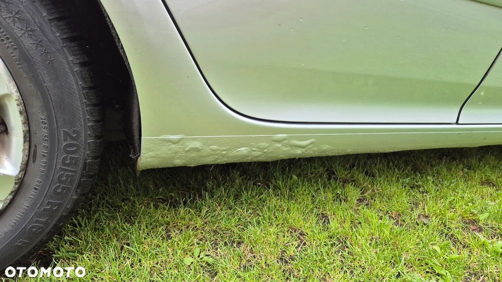 Volkswagen Golf V 1.9 TDI Comfortline - 5