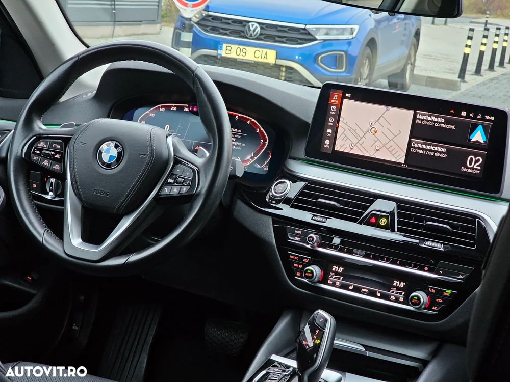 BMW Seria 5 520d AT MHEV - 14