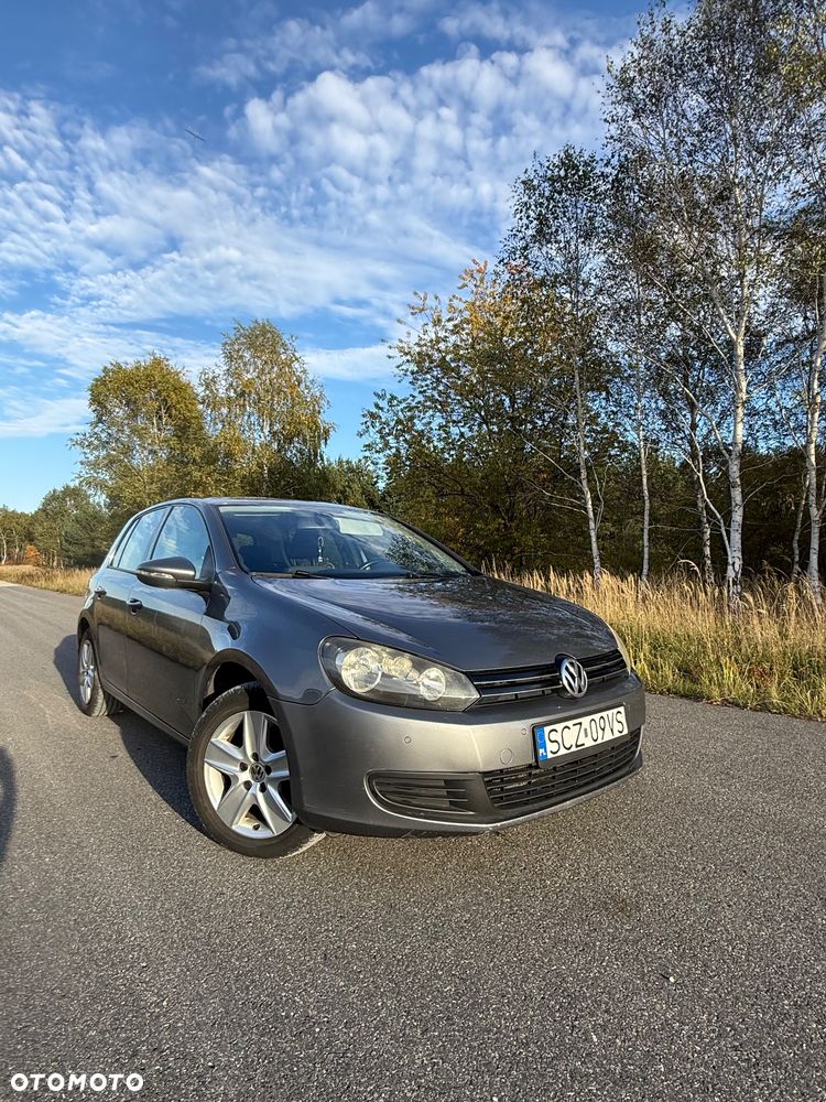 Volkswagen Golf - 1