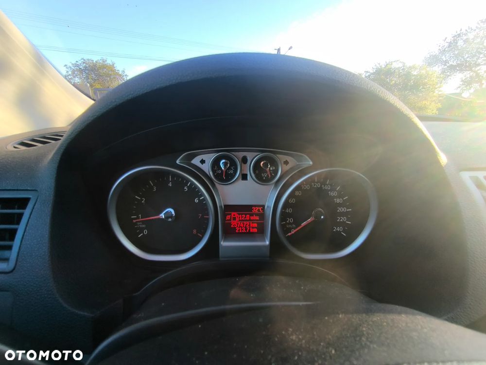 Ford Kuga 2.5 4x4 Titanium - 11