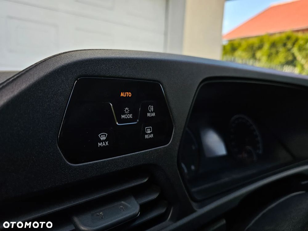 Volkswagen Caddy - 11