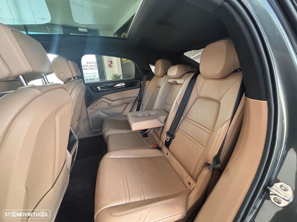Porsche Cayenne Coupé - 14