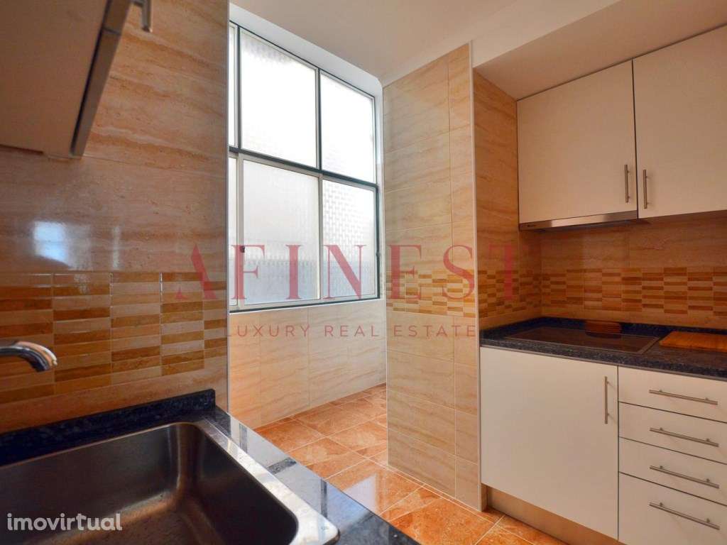 Apartamento T2 Mobilado | 80m² | Conde Redondo | Próx. Av. Liberdad... - Grande imagem: 3/12