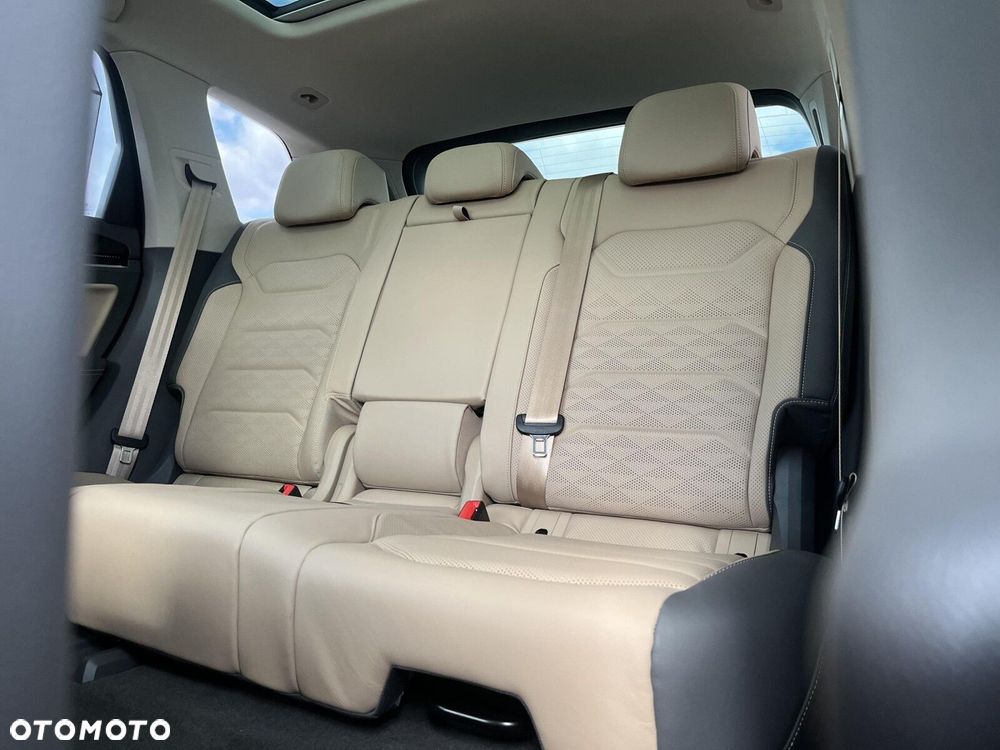 Volkswagen Touareg 3.0 V6 TDI 4Motion Elegance - 35