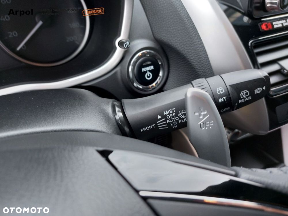 Mitsubishi Eclipse Cross - 16