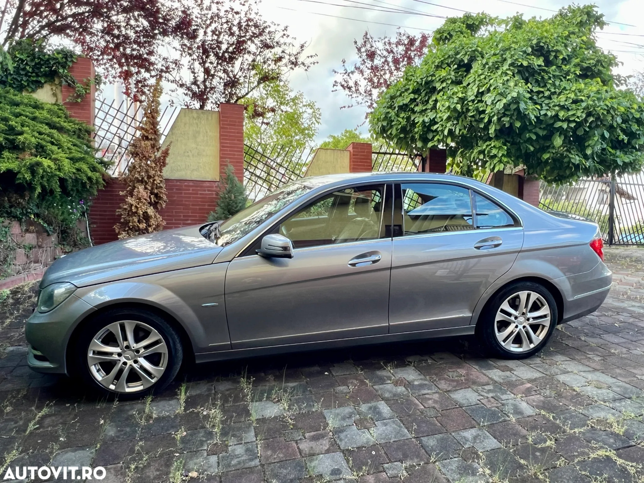 Mercedes-Benz C 220 (BlueTEC) d 7G-TRONIC Avantgarde - 2