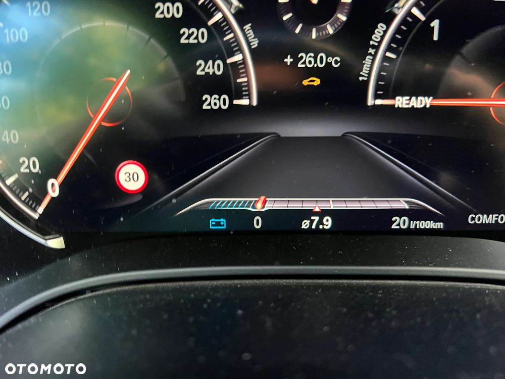BMW Seria 5 540d xDrive Sport Line sport - 11