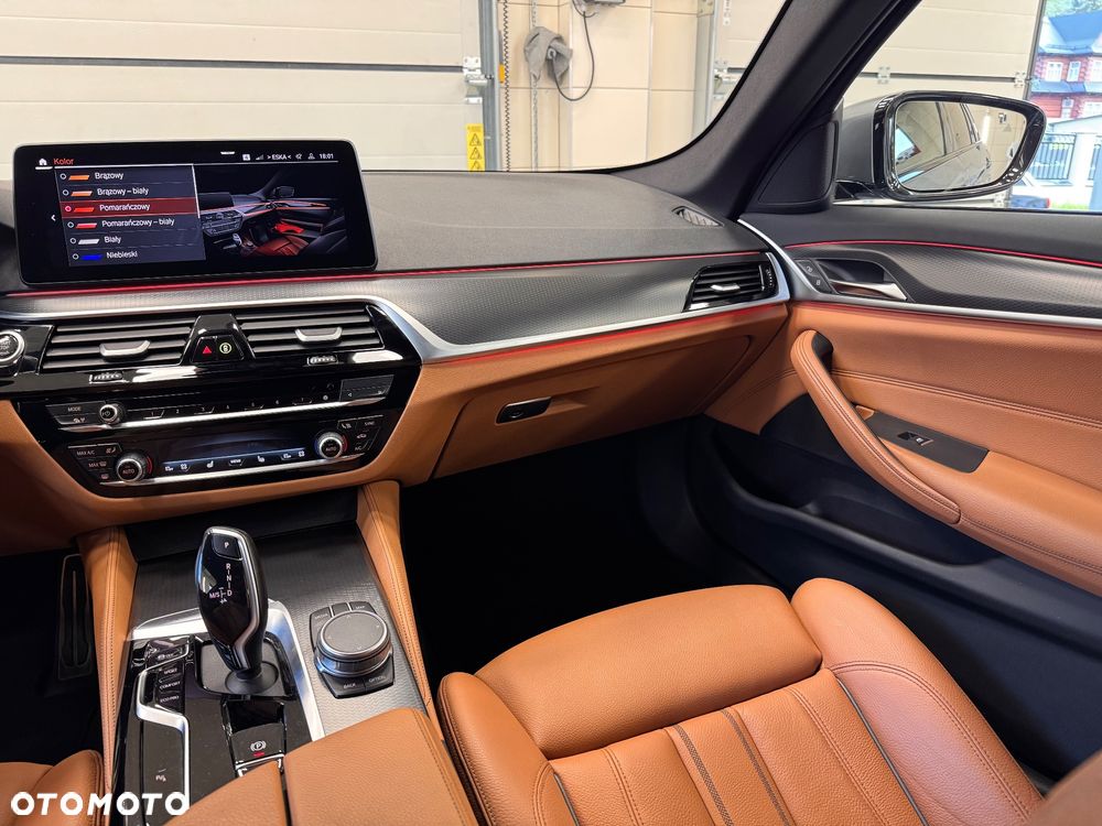 BMW Seria 5 530d xDrive mHEV M Sport sport - 15