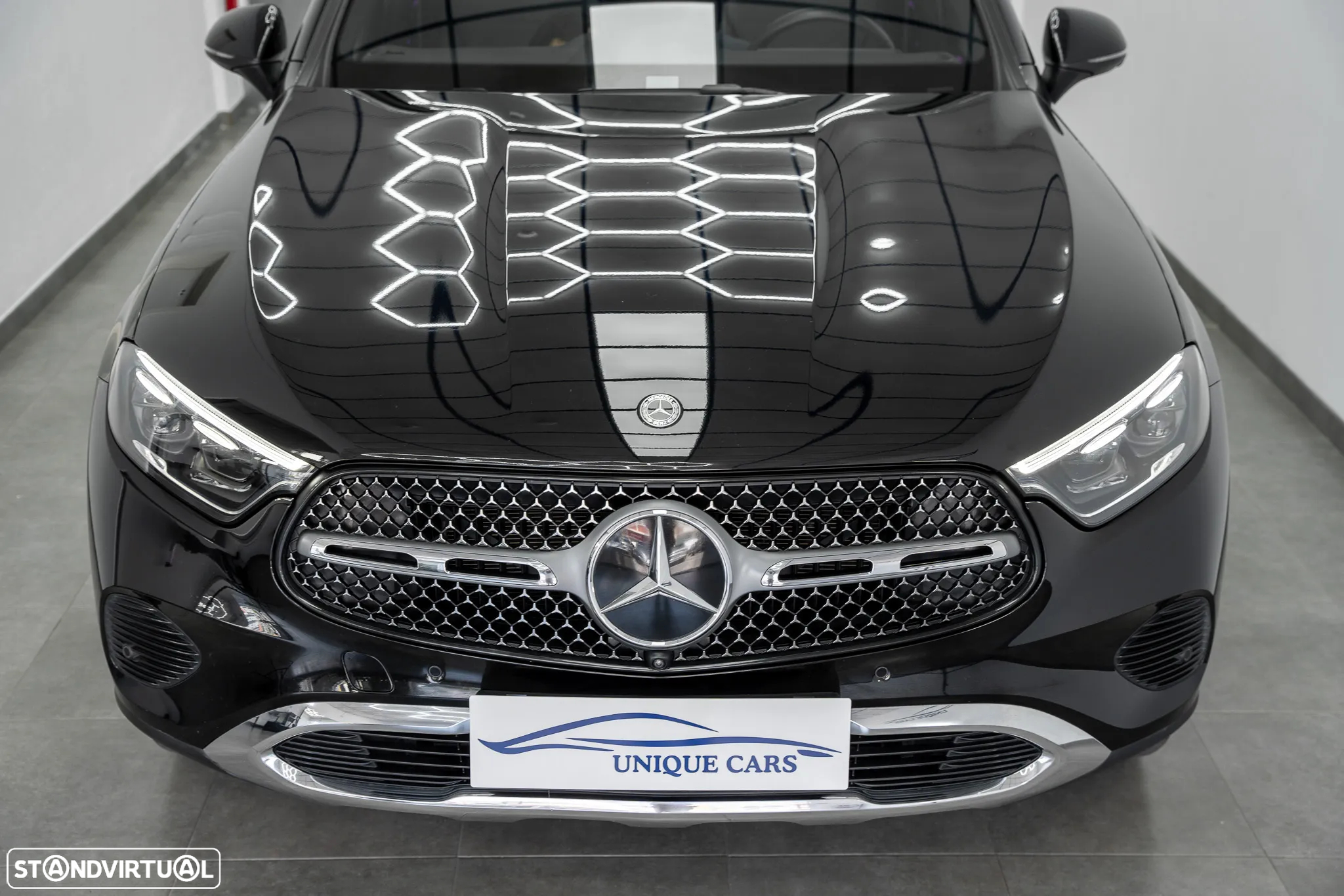 Mercedes-Benz GLC 300 Coupe e 4Matic - 3