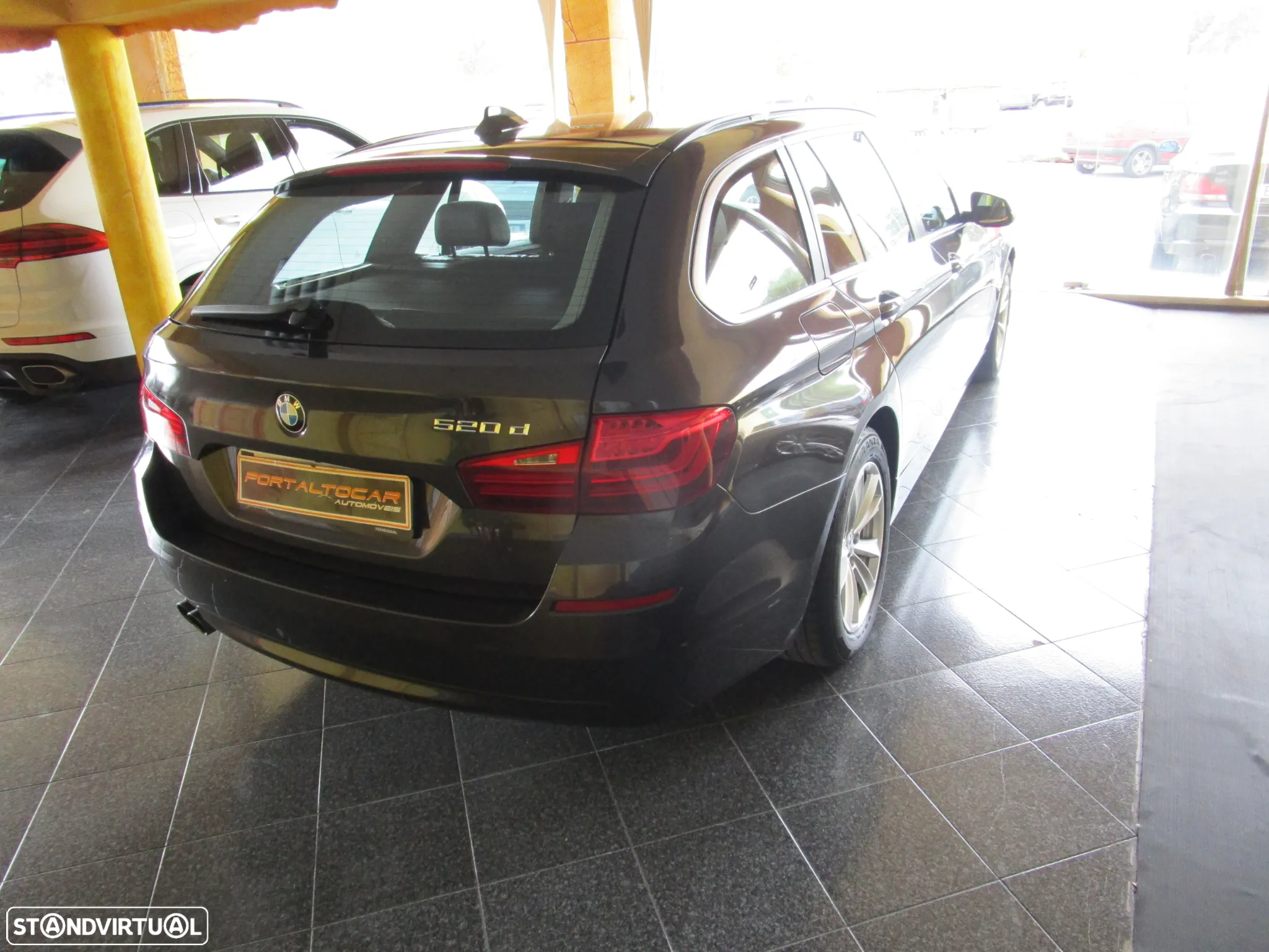 BMW 520 d Touring Aut. Luxury Line - 7