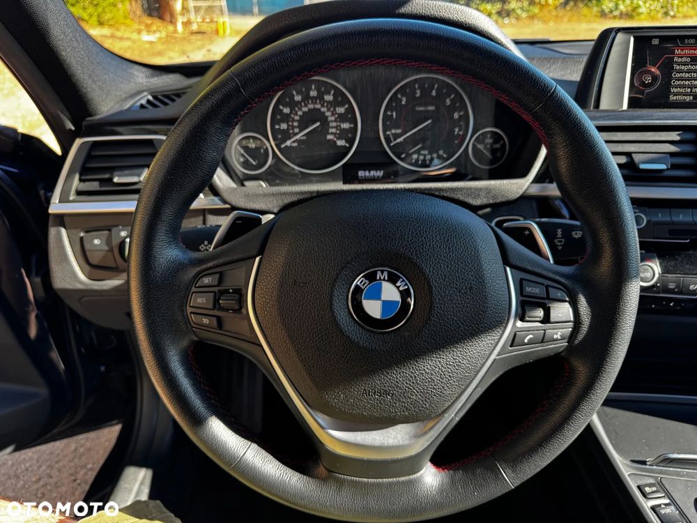 BMW Seria 3 330i Sport Line sport - 14