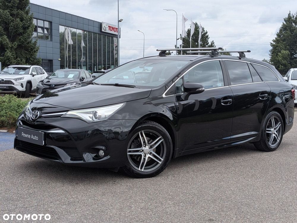Toyota Avensis 2.0 Premium MS - 11