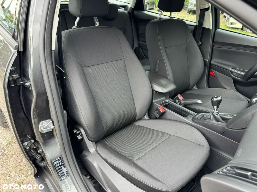 Ford Focus - 14