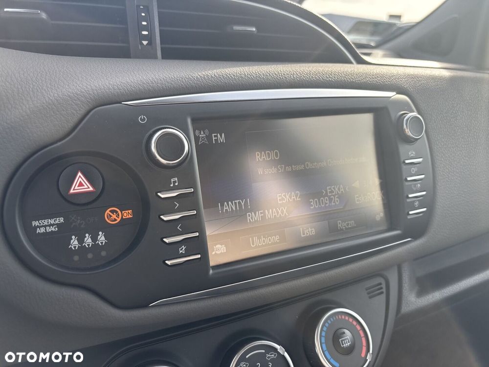 Toyota Yaris 1.5 Premium - 25