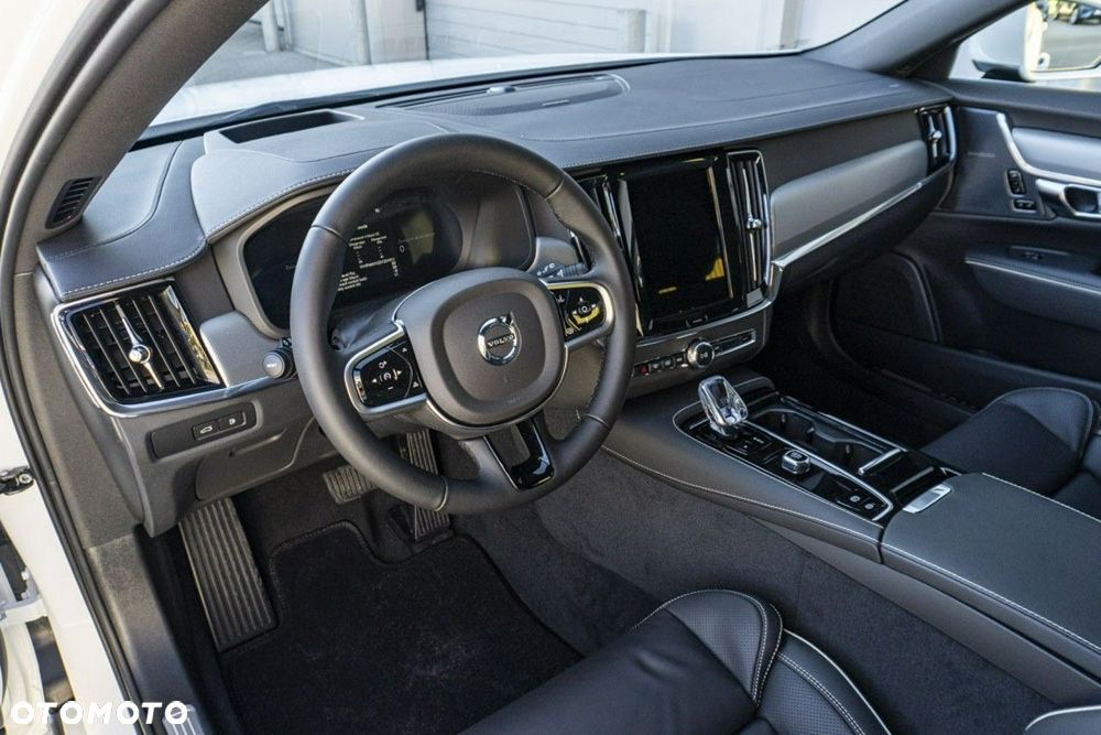 Volvo V90 - 10