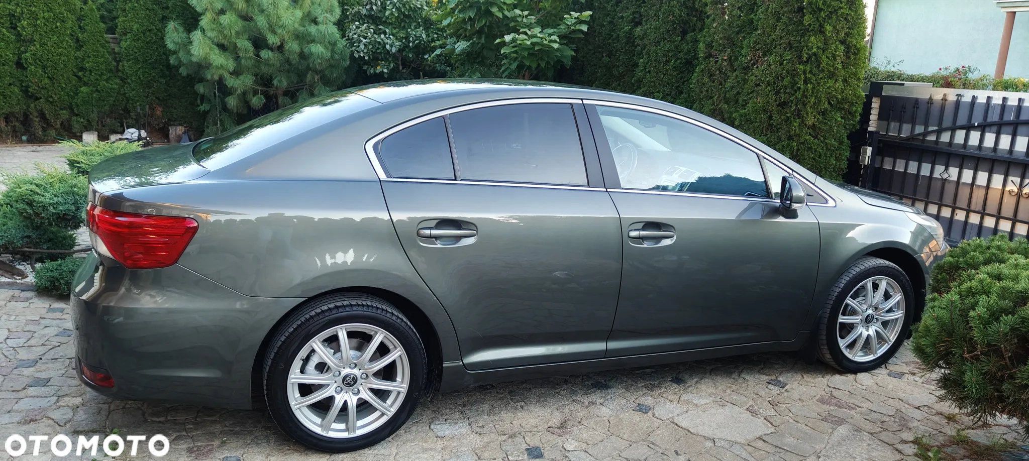 Toyota Avensis 1.8 Executive - 7