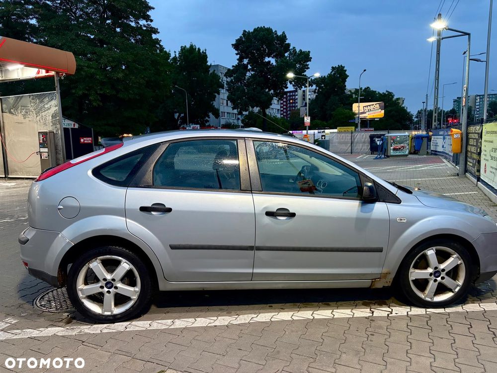 Ford Focus 1.6 TDCi Ambiente - 11