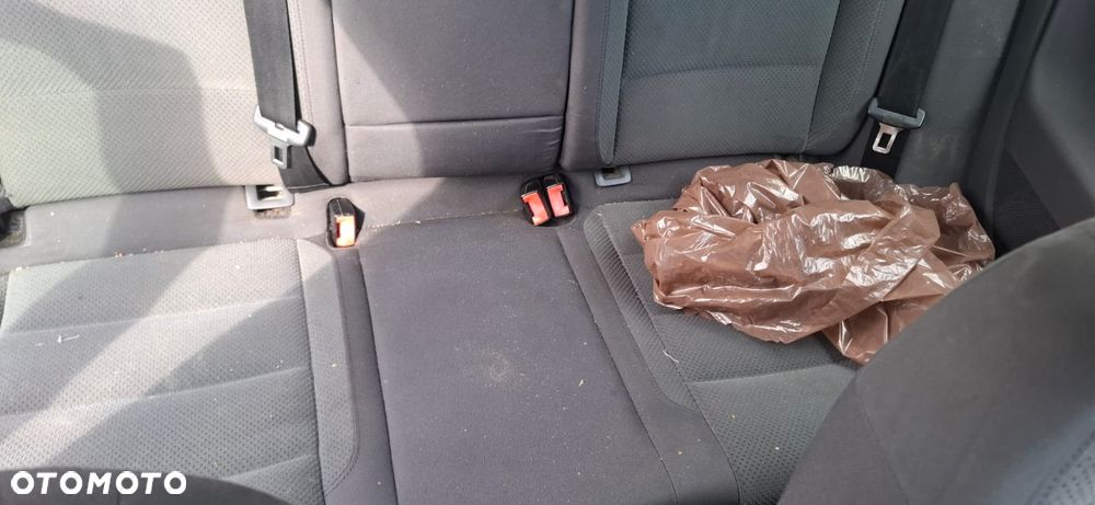VW GOLF V 1.9 TDI BKC 03-09 RADIO - 32
