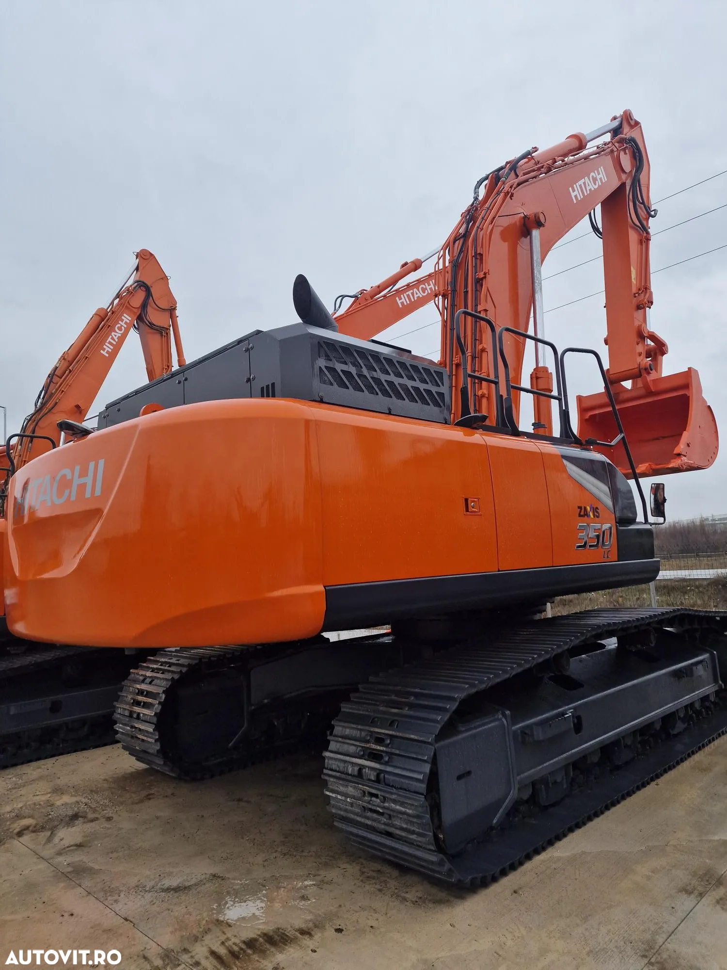 Hitachi ZX350-7, 37t, cupa NOUA 2,2mc, inst picon, a dous inst hidr, 3 pompe HITACHI, posibilitate leasing, STARE CA NOU-PRET DE CRIZA 179.000 EUR+Tva - 4