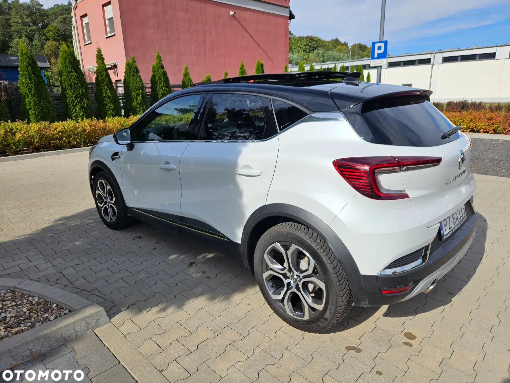Renault Captur TCe Mild Hybrid 140 EDC GPF TECHNO - 14